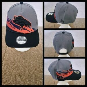 DENVER BRONCOS NFL FOOTBALL SNAPBACK HAT.